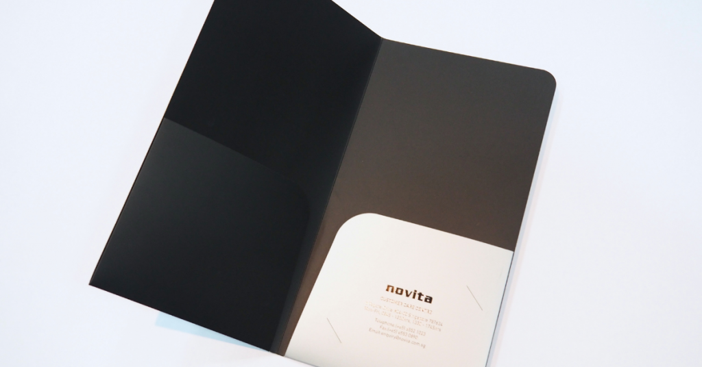 Folder with Name card flap for Novita